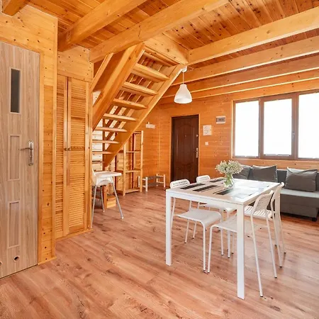 Lux Lodge *